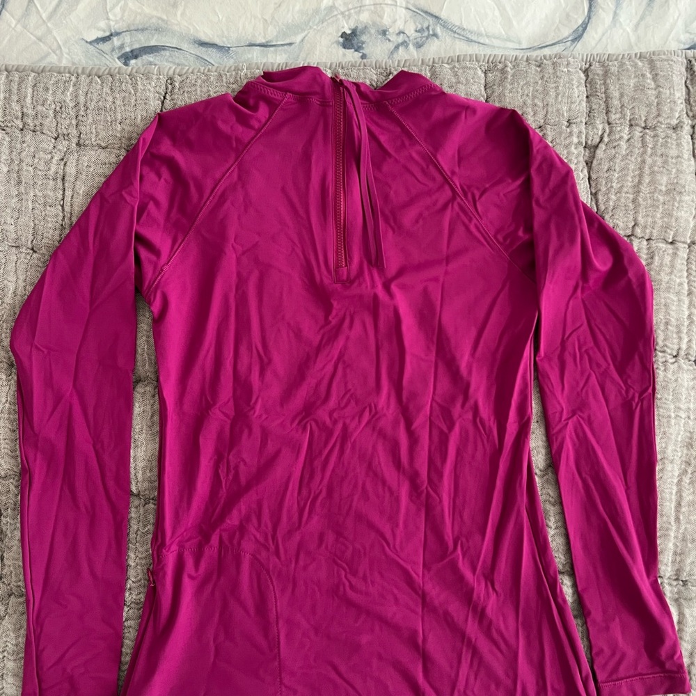 Athleta Rash Guard (M)